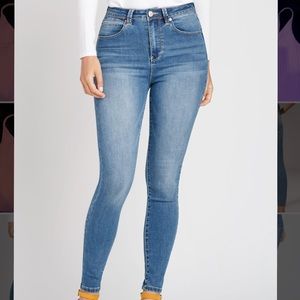 Abercrombie & Fitch High Rise Jeans